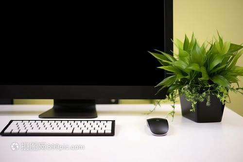 整潔的辦公桌與高效辦公設備 提升生產力的關鍵